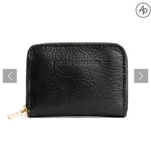 Portland Leather Almost Perfect Small Zip Pebbled Black Leather Wallet
